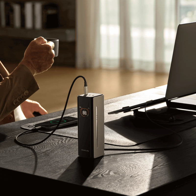 Laden Sie das Bild in Galerie - Viewer, EcoFlow RAPID Pro Powerbank 27'650 mAh | 320 W laden, bis zu 300 W entladen | + ausziehbares 140 W USB-C Kabel
